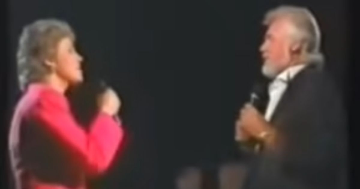 Anne Murray & Kenny Rogers – If I Ever Fall in Love Again