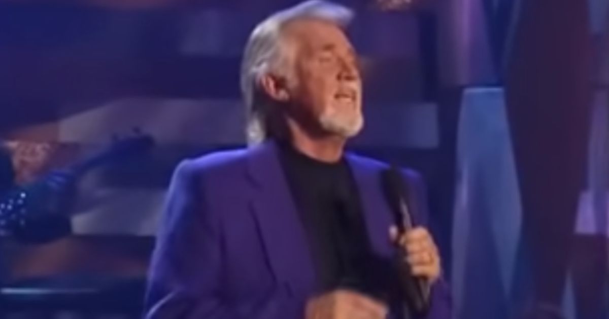 Kenny Rogers – You Decorated My Life