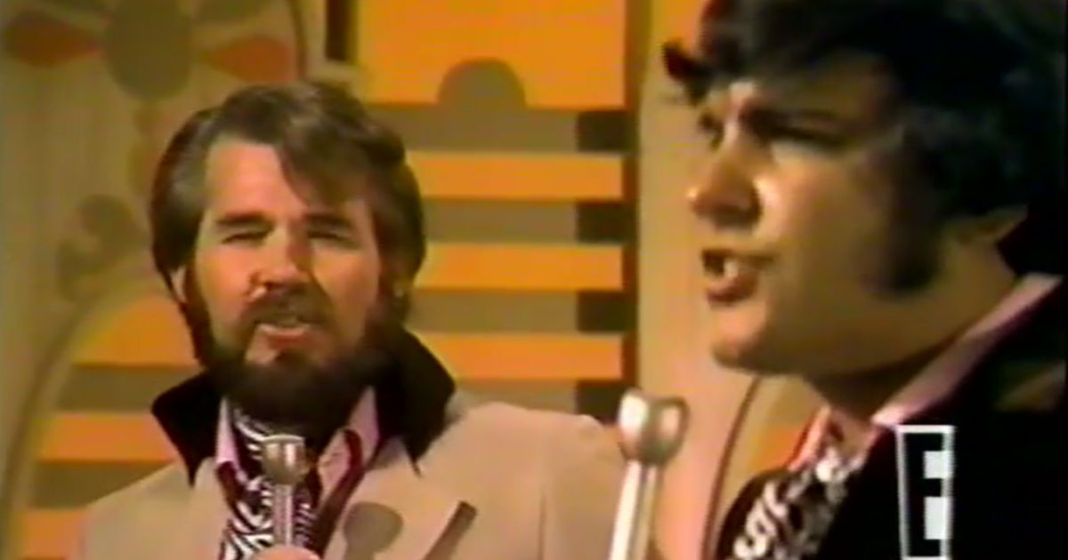 Kenny Rogers & The First Edition – But You Know I Love You